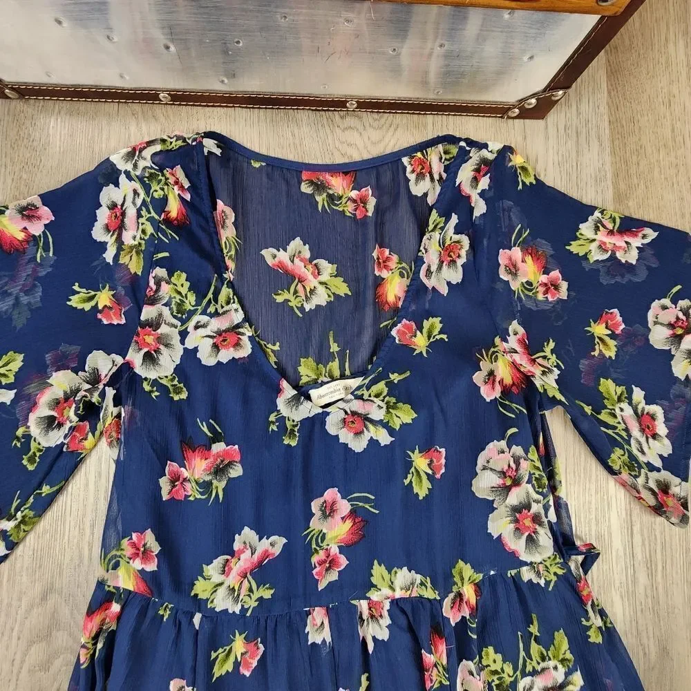 Abercrombie and Fitch Floral Dress size S